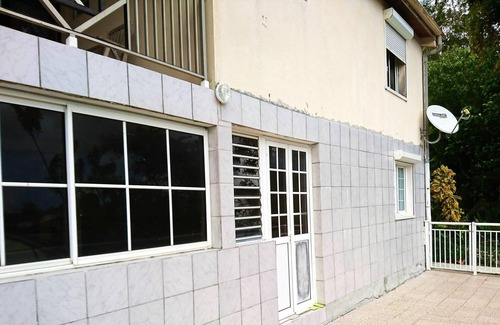 Fontaine de Moutte Apartment | Homerez - Studio 10 km away from the beach for 2 ppl. at Fort-de-France