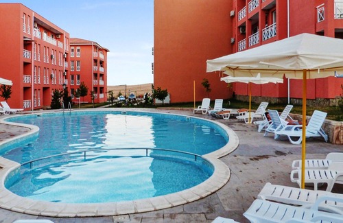 Tankovo Apartment | Homerez - Studio 3 km away from the beach for 2 ppl. with shared pool at Tankovo