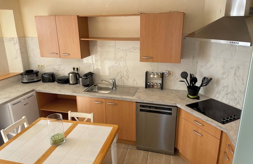 Jumet Apartment | Homerez - Studio Charleroi Center