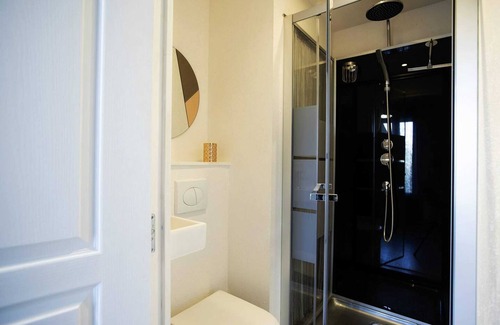 Clermont-Ferrand Apartment | Homerez - Studio in Clermont-Ferrand