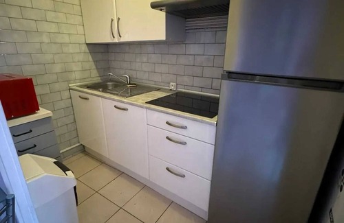 Neris-les-Bains Apartment | Homerez - Studio in Néris-les-Bains