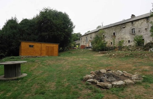 Le Soulie Apartment | Homerez - Studio Le Soulié, garden