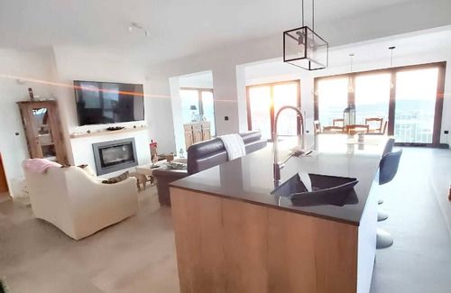 Callosa d' En Sarria Villa | Homerez - Villa in Callosa d'En Sarrià