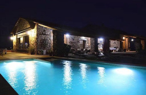 Fernan Caballero Villa | Homerez - Villa in Fernán Caballero