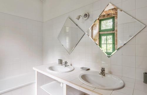 Salies Villa | Homerez - Villa for 12 ppl. with swimming-pool, garden and terrace at Salies