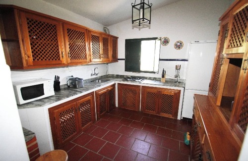 Aroche Villa | Homerez - Villa in Aroche with pool.