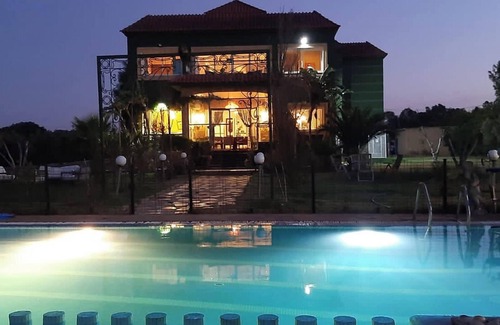 Laghnimyene Villa | Homerez - Villa in Laghnimyene