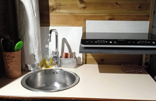 Centre Ville Villa | Homerez - Villa in Le Tampon, mountain view.