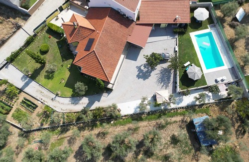 Vila Flor Villa | Homerez - Villa in Lodões, Mountain View