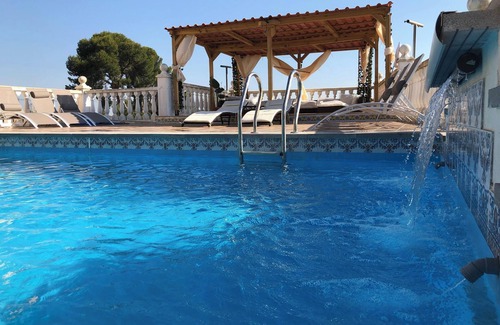 Olocau Villa | Homerez - Villa in Olocau with pool
