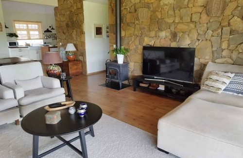 Rubiaes Villa | Homerez - Villa in Rubiães, near mountains