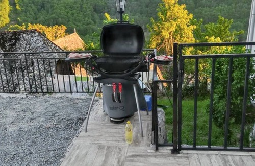 Vieillevie Villa | Homerez - Villa in Vieillevie + private pool