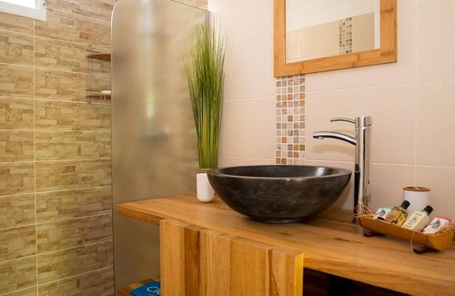 Trois-Ilets Villa | Homerez - Villa Trois-Îlets, private pool