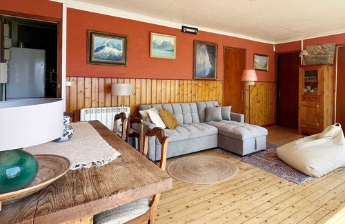 Angon Ski Chalet | Homerez - Waterfront chalet, Lake Annecy