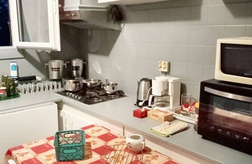 Montlucon House | Homerez - Welcoming House in Montluçon with Private Garden
