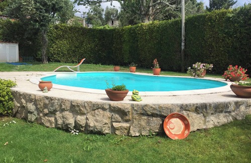 Penafiel Villa | Homerez - Welcoming villa near Penafiel with pool