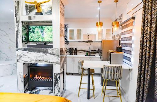 Pretoria House | Homes of Ace Diamond