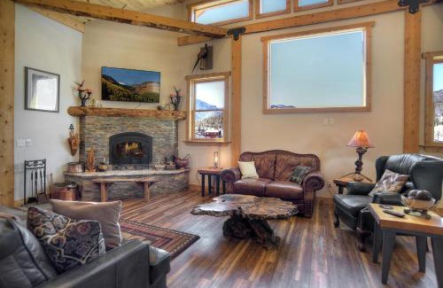 Creede House | Homestake Cabin