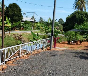 Guar Chempedak House | Homestay A&R Home