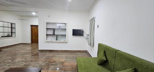 Chennai Villa | HOMESTAY - AC 3 BHK NEAR AlRPORT