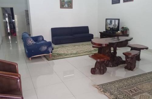 Bedung House | Homestay Ambangan Height SP