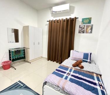 Pekan House | Homestay Azirah-musleem preferred