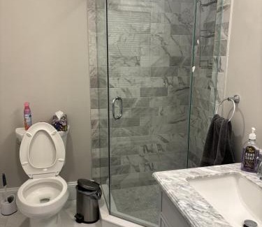 Dorchester House | HomeStay - B&B - Near Savin Hill - JFK-Umass