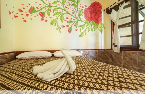 Prawirotaman House | Homestay bernuansa klasik dengan kolam renang dan taman