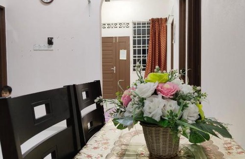 Wakaf Bharu House | Homestay budget wakaf bharu