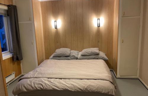 Hammerfest House | Homestay - Central Hammerfest