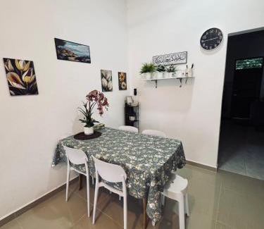 Kampung Tanjung Mas House | Homestay CikguMa 1 - WiFi