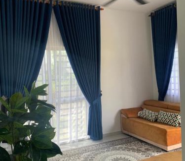 Teluk Intan Apartment | HOMeSTAY DAMIA - Islam Homestay Only