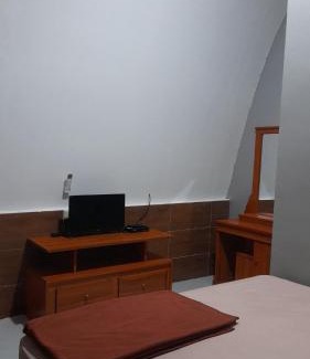 Ciwaru House | Homestay dan penginapan Geopark Ciletuh