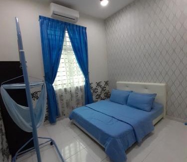Krubong House | Homestay Fully Aircond Free Wifi Near MITC,UTEM