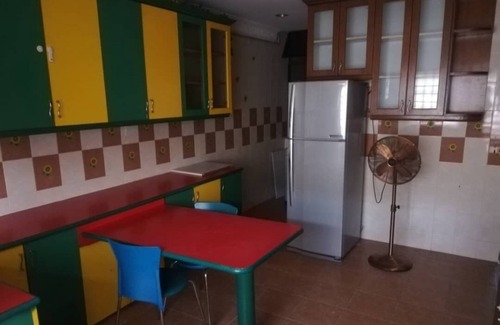 Taman Desa Cemerlang House | homestay ibunda tersayang
