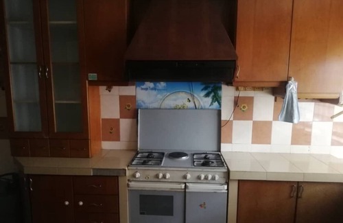 Taman Desa Cemerlang House | homestay ibunda tersayang