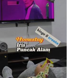 Ijok House | Homestay Iris Puncak Alam l Bersebelahan Hospital UiTM Puncak Alam l Teres 2 Tingkat