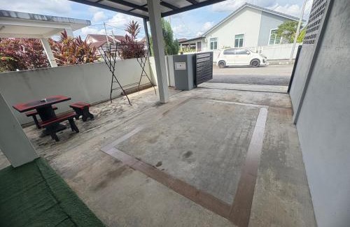 Kampung Tok Rasul House | HoMestaY Kulim Seri Rambai