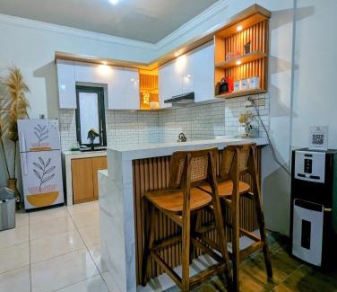 Dieng Kulon House | Homestay Lingga Yoni DIENG