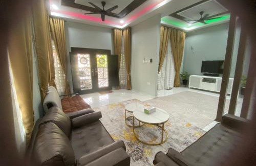 Kampung Janda House | Homestay Mak Arah 2 MU5L1M shj