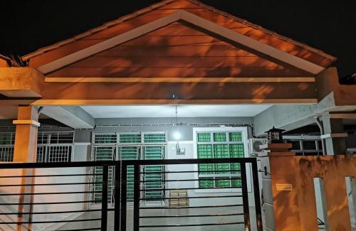 Alor Gajah House | HOMESTAY MURAH MELAKA Melayu Sahaja