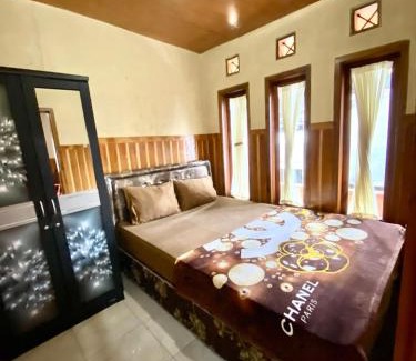 Rancabali House | Homestay Nadiviya Alamendah