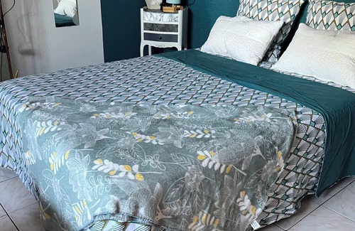 Paroisse Notre-Dame Bed & Breakfast | Homestay near train station