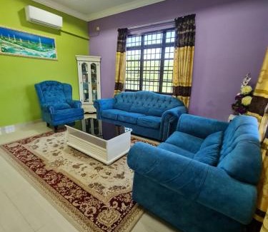 Kampung Seren House | Homestay Nukman Bukit Besi