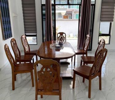 Kampung Badang House | Homestay PCB Villa MamaKaya