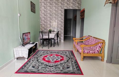 Kampung Bentan House | Homestay Pekan Pahang Semi D berWifi