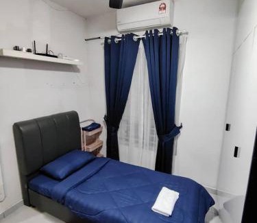 Sungai Buloh Apartment | Homestay Rifhan D Tasik Biru Kundang, Gamuda Garden