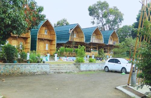Jambelaer House | Homestay Syariah Tipe B Kadudampit Sukabumi