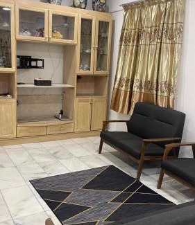 Tenom House | Homestay Taman Bahagia
