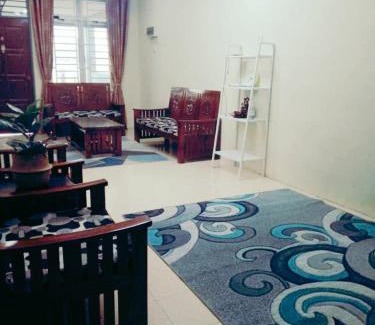 Bachok House | Homestay Taman Pinggiran Universiti
